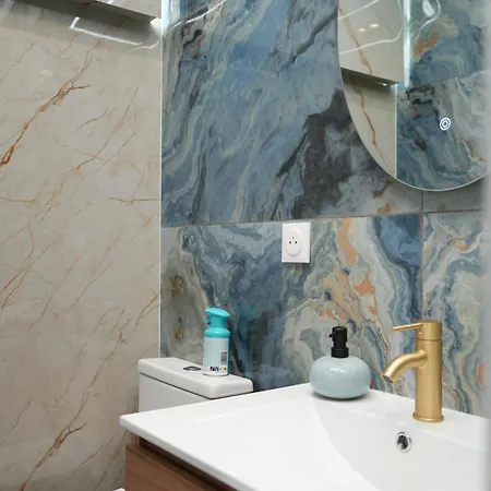 Bleu D'opale Luxury With Freestanding Tub *