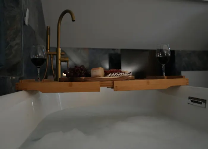 Bleu D'opale Luxury With Freestanding Tub *